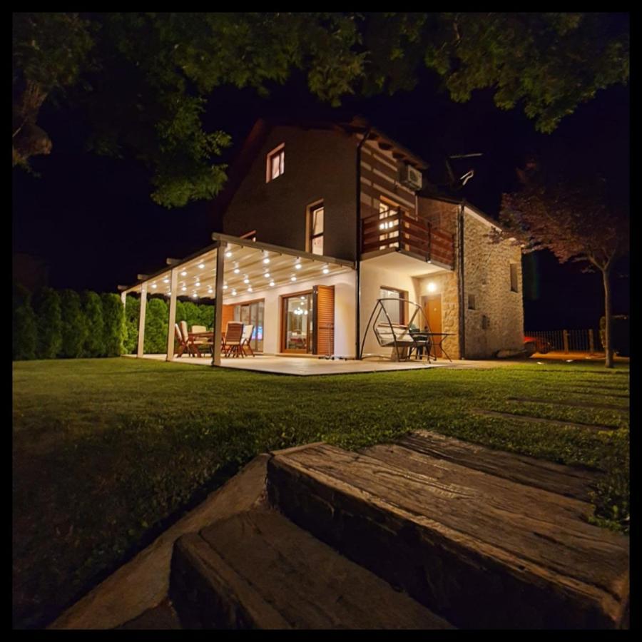 Villa Leko Dream House Cetina Exteriör bild