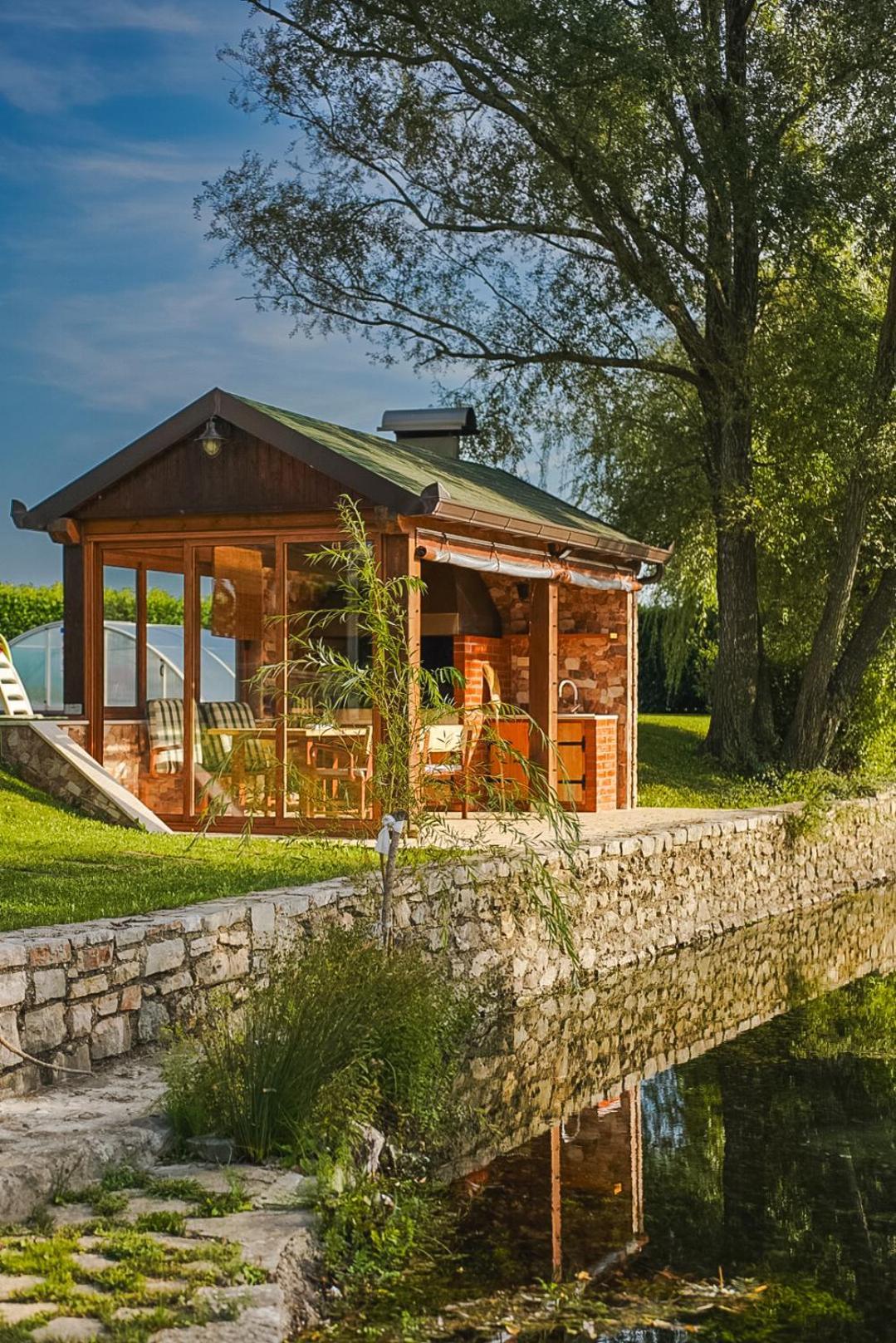 Villa Leko Dream House Cetina Exteriör bild