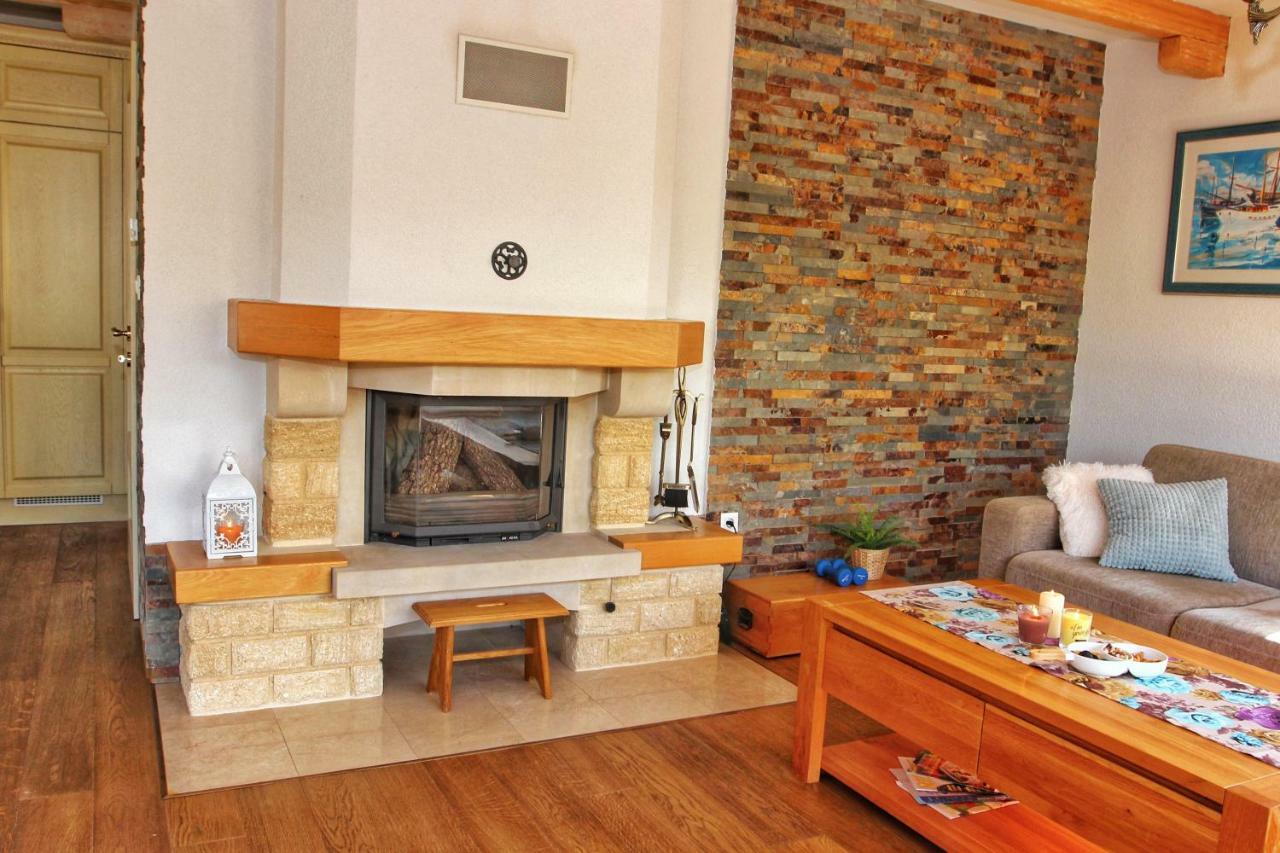 Villa Leko Dream House Cetina Exteriör bild